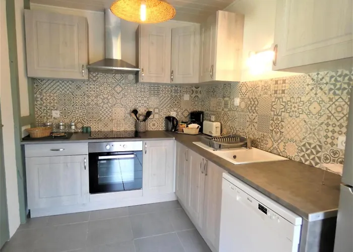 בית נופש Le D'antoine סן-ז'וליין-אן-בורן